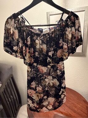 Siren Lily Black Floral Off-Shoulder Blouse with Pink & Cream Blooms